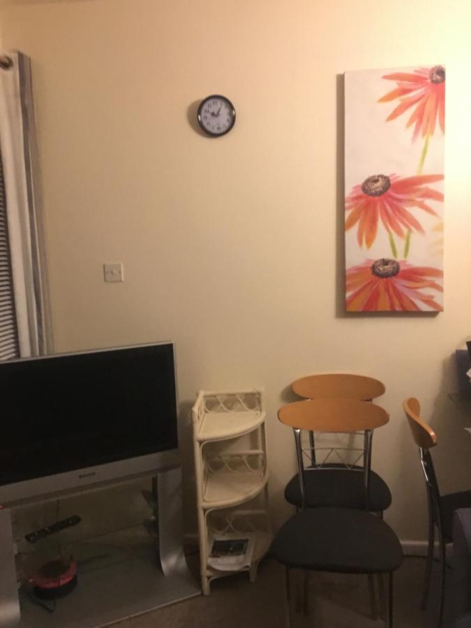 Drop Anchor Apartment Дартмут Екстериор снимка
